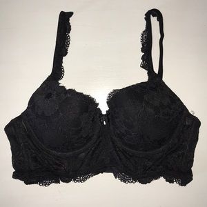 SOLD EUC 34c Victoria Secret bra